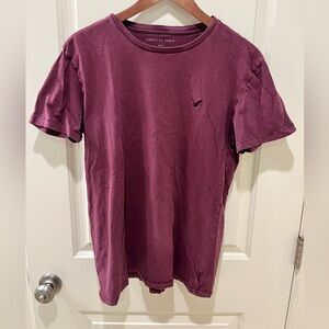 American Eagle Outfitters Men's Maroon Short Sleeve Tee